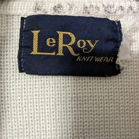 White Knitted LeRoy Cardigan Size Small - Picture 2 of 5